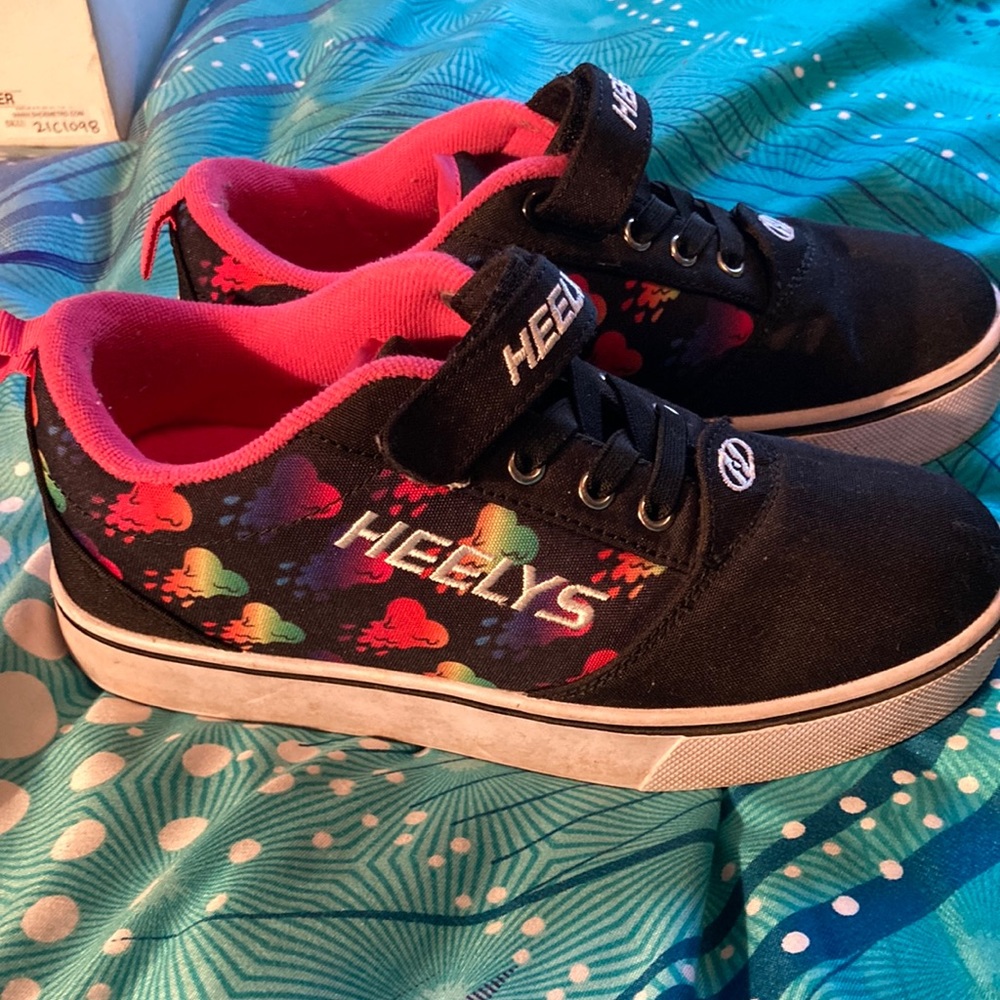 EUC Heelys Dual Up Black + Pink +Rainbow Skating Wheels Shoes Youth 4